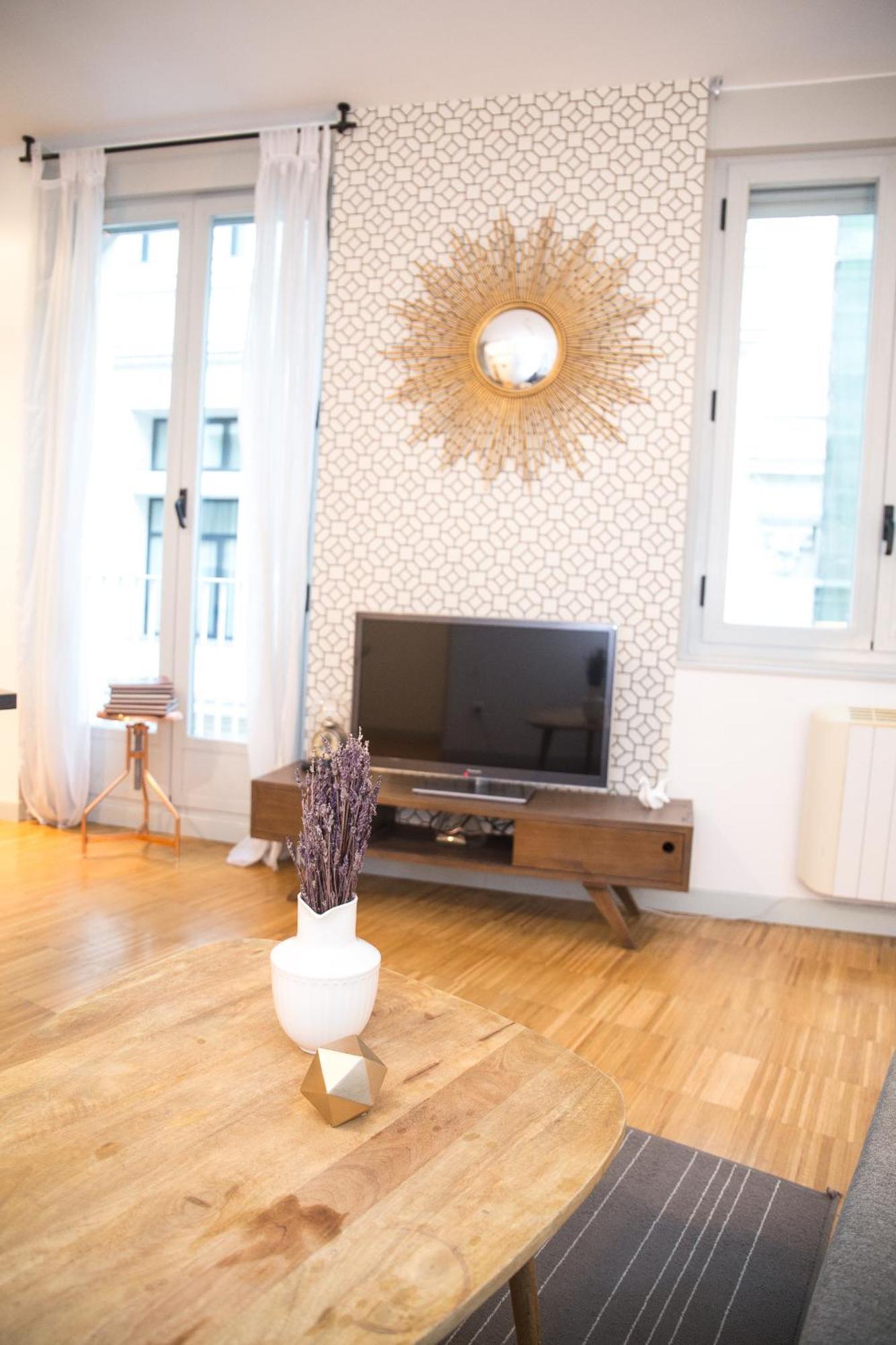 Apartamentos Moratin Las Letras Madrid Bagian luar foto
